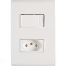Conjunto 4x2 Com 1 Interruptor Simples 10 A 250 V E 1 Tomada 2p+t 10 A 250 V Liz Branco Conjunto 4x2 Com 1 Interruptor Simples 10 A 250 V E 1 Tomada 2p+t 10 A 250 V Liz Branco