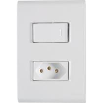 Conjunto 4x2 com 1 Interruptor Simples 10 A 250 V e 1 Tomada 2P T 10 A 250 V Tramontina Liz Branco 120 unidades Conjunto 4x2 com 1 Interruptor Simples 10 A 250 V e 1 Tomada 2P T 10 A 250 V Tramontina Liz Branco 120 unidades