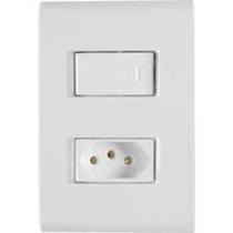 Conjunto 4x2 Com 1 Interruptor Simples 10 A 250 V E 1 Tomada 2p+T 10 A 250 V Tramontina Liz Branco Conjunto 4x2 Com 1 Interruptor Simples 10 A 250 V E 1 Tomada 2p+T 10 A 250 V Tramontina Liz Branco