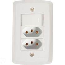 Conjunto 4x2 Com 1 Interruptor Simples 10 A 250 V E 2 Tomadas 2p+t 10 A 250 V Lux2 Branco