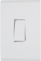 Conjunto 4x2 com 1 Interruptor Simples Tramontina Liz 10 A 250 V Branco Conjunto 4x2 com 1 Interruptor Simples Tramontina Liz 10 A 250 V Branco
