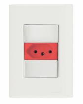 Conjunto 4x2 com 1 Tomada 2P+T 20 A 250 V Tramontina Giz Vermelho e Branco Conjunto 4x2 com 1 Tomada 2P+T 20 A 250 V Tramontina Giz Vermelho e Branco