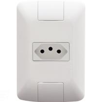 Conjunto 4x2 com 1 Tomada 2P+T Tramontina Aria 20 A 250 V Branco Conjunto 4x2 com 1 Tomada 2P+T Tramontina Aria 20 A 250 V Branco