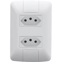 Conjunto 4x2 com 2 Tomadas 2P+T Tramontina Aria 20 A 250 V Branco Conjunto 4x2 com 2 Tomadas 2P+T Tramontina Aria 20 A 250 V Branco