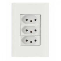 Conjunto 4x2 com 3 Tomadas 2P+T 10 A 250 V Tramontina Giz Branco