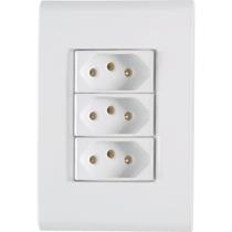 Conjunto 4x2 Com 3 Tomadas 2p+T 10 A 250 V Tramontina Liz Branco