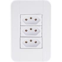 Conjunto 4x2 Com 3 Tomadas 2p+t 10 A 250 V Tramontina Tablet Branco Tramontina Conjunto 4x2 Com 3 Tomadas 2p+t 10 A 250 V Tramontina Tablet Branco Tramontina