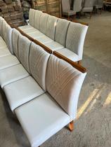 Conjunto 6 Cadeiras Estofadas Bella Pés Madeira Amêndoa, veludo Palha Conjunto 6 Cadeiras Estofadas Bella Pés Madeira Amêndoa, veludo Palha