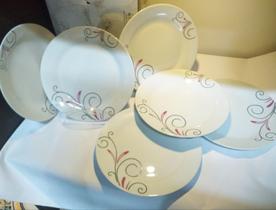 Conjunto 6 Pratos de Porcelana Sobremesa Conjunto 6 Pratos de Porcelana Sobremesa