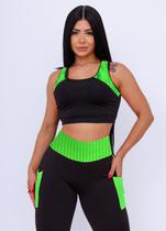 Conjunto Academia Cropped Com Bojo + Calça Legging Com Bolso