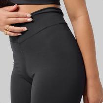 Conjunto Academia Feminino Bermuda Suplex E Top Preto Techm.