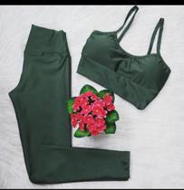 Conjunto academia preto