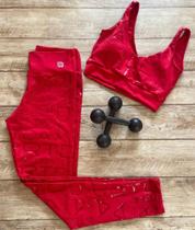 Conjunto Academia Top e Calça Legging Cor Vermelho Tamanho M