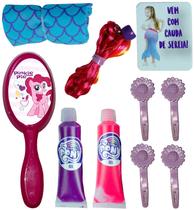 Conjunto Acessórios Mermaid My Little Pony Para Boneca Rosa Pinkie Pie - Bisnagas Gel - Presilhas - Mechas - Cauda De Sereia Fantasia Menina - Pupee Conjunto Acessórios Mermaid My Little Pony Para Boneca Rosa Pinkie Pie - Bisnagas Gel - Presilhas - Mechas - Cauda De Sereia Fantasia Menina - Pupee