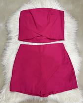 Conjunto Alfaiataria de Shots Saia e Cropped sem alça - Cousin - Verde / Pink / Preto