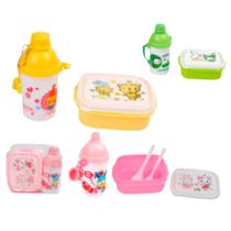 Conjunto Alimentação Infantil com 4 Peças Prato, Talheres e Copo 700ml Acompanha Bolsinha KRI-45 Conjunto Alimentação Infantil com 4 Peças Prato, Talheres e Copo 700ml Acompanha Bolsinha KRI-45