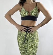 Conjunto Argola Onça Empina - Legging e Cropped com Alça Regulável