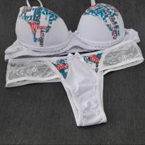 Conjunto Básico com Renda e Estampado