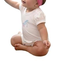 Conjunto Bebê Feminino Dedeka Body e Tapa Fraldas Suedine Conjunto Bebê Feminino Dedeka Body e Tapa Fraldas Suedine