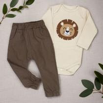 Conjunto Bebê Rei Das Selvas: Body Bege Suave E Calça Ecolinho Conjunto Bebê Rei Das Selvas: Body Bege Suave E Calça Ecolinho