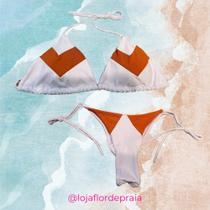 Conjunto Biquíni Ibiza Branco e Marrom - Flor de Praia Conjunto Biquíni Ibiza Branco e Marrom - Flor de Praia