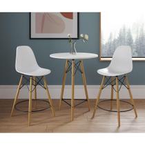 Conjunto Bistrô Eames Eiffel Mesa Branca Com 2 Banquetas Brancas De Madeira - Cor: Branco