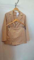 Conjunto blazer e short tamanho m