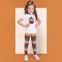 Conjunto Blusa/Calça infantil.