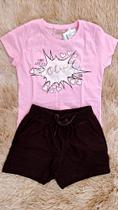 Conjunto blusa com short