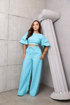 Conjunto blusa e calça azul claro