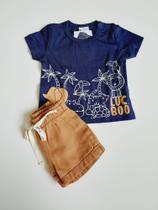 Conjunto blusa e short Conjunto blusa e short