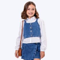 Conjunto Blusa Social Manga Longa com Colete Jeans de Alça e Shorts-Saia Jeans Infantil Menina Vigat 7008