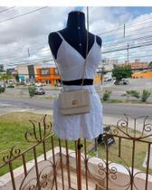 Conjunto blusa tamanho M e short tamanho 36 branco