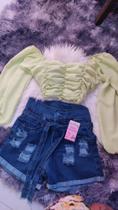 Conjunto blusinha e shorts jeans femenino shee