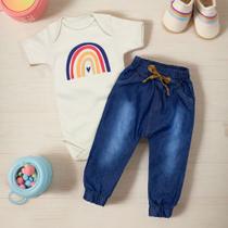 Conjunto Body Curto Com Calça Jogger Arco-íris Boho Conjunto Body Curto Com Calça Jogger Arco-íris Boho