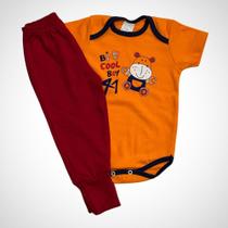 Conjunto Body Manga Curta e Calça Rafael Tamanho M