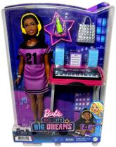 Conjunto Boneca Barbie Menina Morena Negra Brooklyn Cabelo Com Dreads - Estúdio Musical - Acompanha Mini Acessórios - Mattel