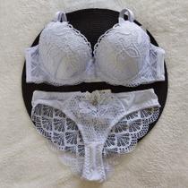 Conjunto Branco Renda com Pingente