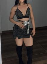 Conjunto Brilho Cropped e Saia com Fenda Conjunto Brilho Cropped e Saia com Fenda