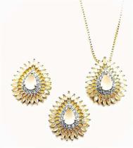 Conjunto Brincos Cordão Pingente Gotas Milk White B Ouro 4345 4346 Conjunto Brincos Cordão Pingente Gotas Milk White B Ouro 4345 4346