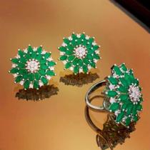 Conjunto Brincos e Anel Navetes Esmeralda
