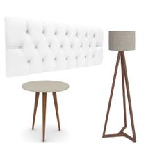 Conjunto Cabeceira Estofada Capitonê 160cm Queen material sintético Branco e Mesa Lateral Patrimar Legs Alta Off White com Luminária Tebarrot Classic Amêndoa