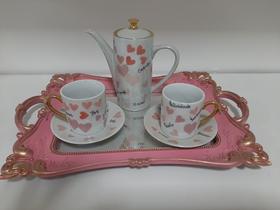 Conjunto Cafézinho Corações 06 peças. Conjunto Cafézinho Corações 06 peças.