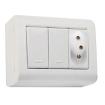 Conjunto Caixa 2 Interr. Simples e 1 Tomada 2p + T 250v/ 10a