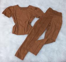 Conjunto calça e blusa suede Conjunto calça e blusa suede