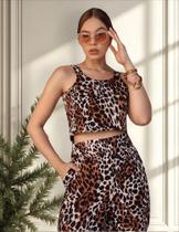 Conjunto calça pantacourt e cropped animal print