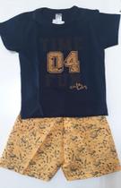 Conjunto camisa e shorts estampado Conjunto camisa e shorts estampado