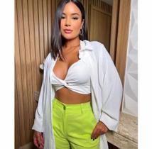 Conjunto camisa social com cropped kimono