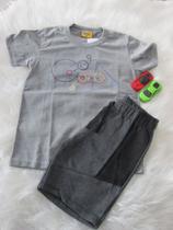 Conjunto camiseta e short moleton menino