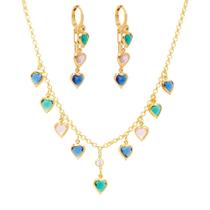 Conjunto Chocker+Brinco Corações Colorido Folheado a Ouro 18K Conjunto Chocker+Brinco Corações Colorido Folheado a Ouro 18K
